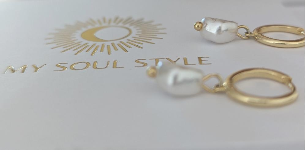 Pearl Drop Earrings